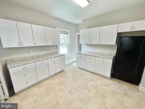 Kitchen - 5013 Catalpha Rd, Baltimore, MD 21214 photo 2 of 4