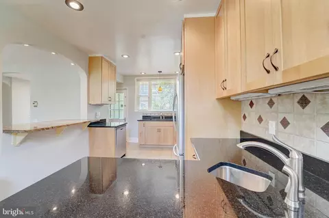 Kitchen - 328 Taplow Rd, Baltimore, MD 21212 photo 3 of 5