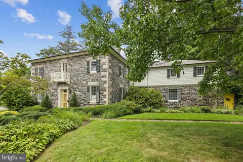 300 Kerneway, Baltimore, MD 21212