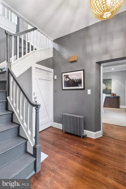 Entry Way - 300 Kerneway, Baltimore, MD 21212 photo 2 of 4