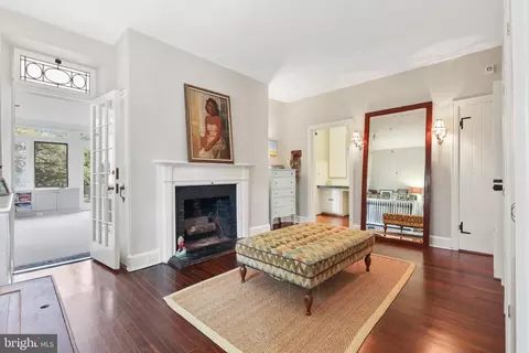 Bedroom - 300 Kerneway, Baltimore, MD 21212 photo 2 of 8