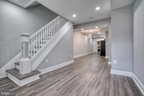 Entry Way - 5307 Cuthbert Ave, Baltimore, MD 21215 photo 1 of 4