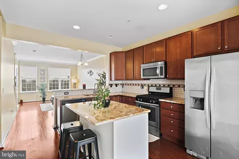 Kitchen - 314 Camillia Pl, Baltimore, MD 21229 photo 2 of 6