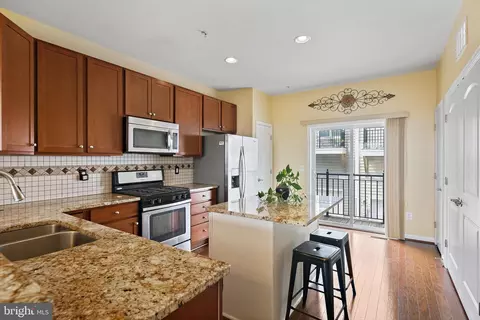 Kitchen - 314 Camillia Pl, Baltimore, MD 21229 photo 1 of 6
