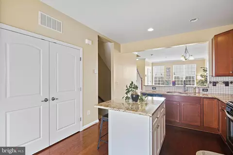 Kitchen - 314 Camillia Pl, Baltimore, MD 21229 photo 5 of 6