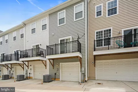 Exterior - 314 Camillia Pl, Baltimore, MD 21229 photo 3 of 4