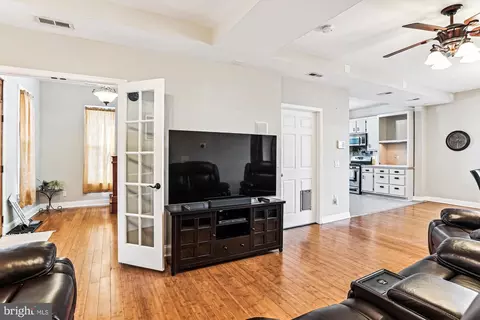 Entry Way - 4020 Bateman Ave, Baltimore, MD 21216 photo 1 of 1