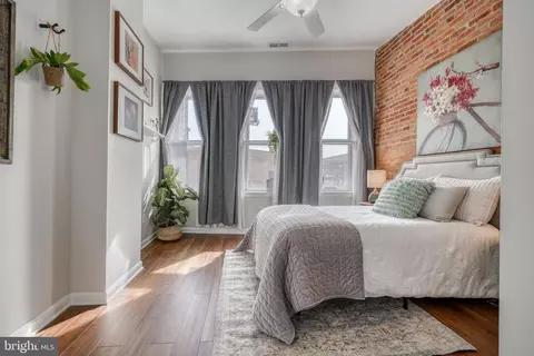 Bedroom - 1944 Light St, Baltimore, MD 21230 photo 1 of 8