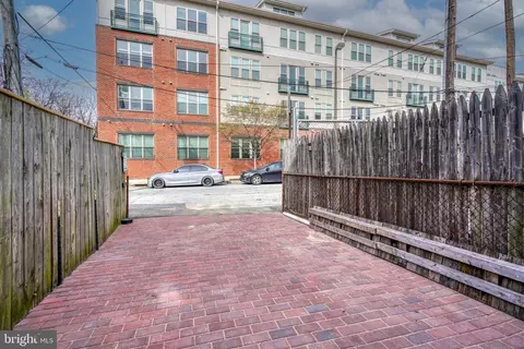 View/Area - 1944 Light St, Baltimore, MD 21230 photo 1 of 1