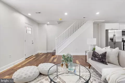 Living - 1012 Andover Rd, Baltimore, MD 21218 photo 4 of 6