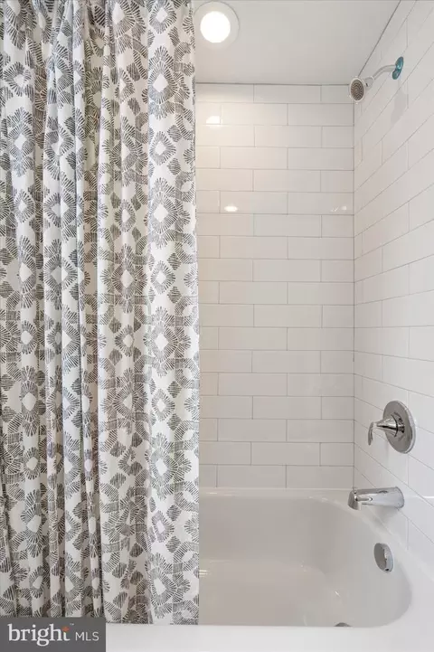 Bath - 1012 Andover Rd, Baltimore, MD 21218 photo 4 of 4