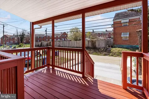 Exterior - 3927 Stokes Dr, Baltimore, MD 21229 photo 2 of 5