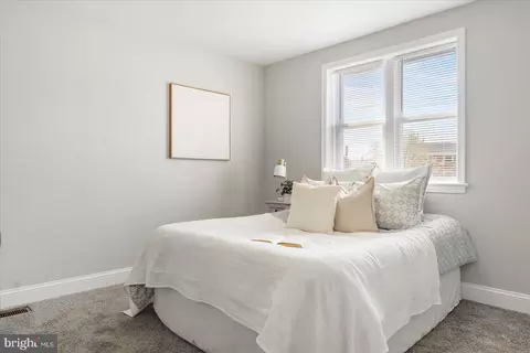Bedroom - 3927 Stokes Dr, Baltimore, MD 21229 photo 2 of 7