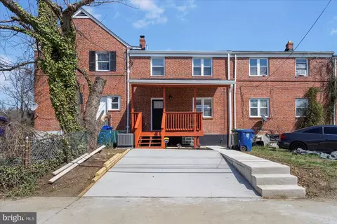 Exterior - 3927 Stokes Dr, Baltimore, MD 21229 photo 5 of 5