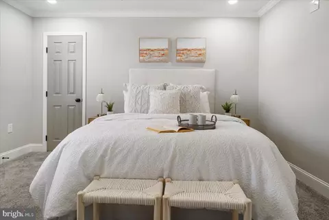 Bedroom - 3927 Stokes Dr, Baltimore, MD 21229 photo 5 of 7