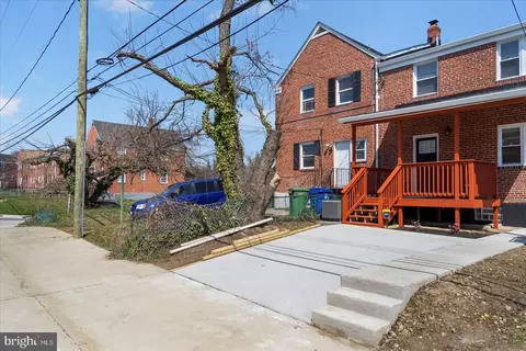 Exterior - 3927 Stokes Dr, Baltimore, MD 21229 photo 4 of 5