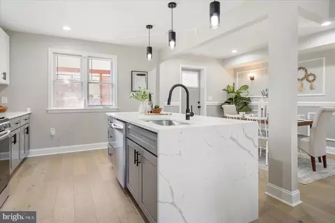 Kitchen - 3927 Stokes Dr, Baltimore, MD 21229 photo 3 of 6