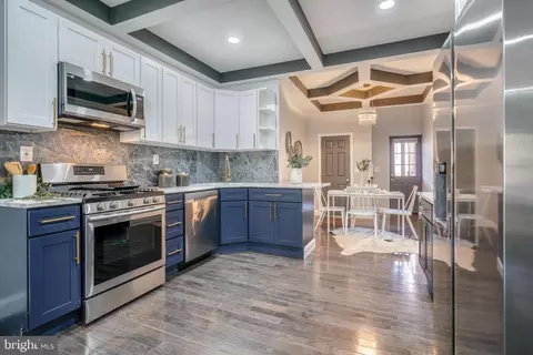 Kitchen - 1420 E Lanvale St, Baltimore, MD 21213 photo 2 of 9