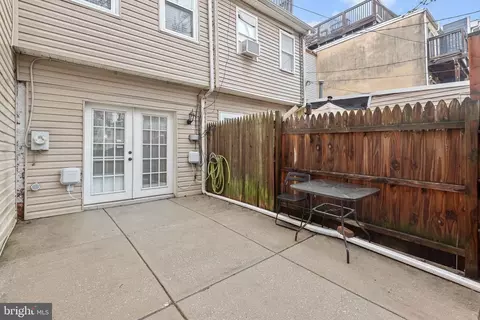 Exterior - 1745 S Hanover St, Baltimore, MD 21230 photo 4 of 9