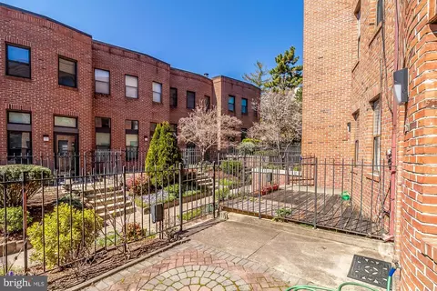 Exterior - 933 Stubblefield Ln, Baltimore, MD 21202 photo 7 of 12