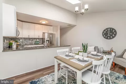 Dining - 933 Stubblefield Ln, Baltimore, MD 21202 photo 6 of 6