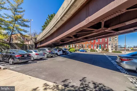 Exterior - 933 Stubblefield Ln, Baltimore, MD 21202 photo 10 of 12