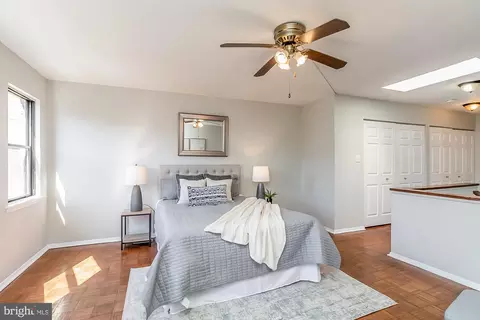 Bedroom - 933 Stubblefield Ln, Baltimore, MD 21202 photo 3 of 4