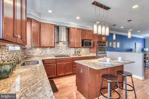 Kitchen - 1524 Marshall St, Baltimore, MD 21230 photo 4 of 7