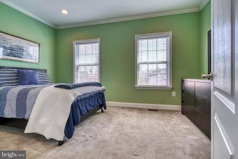 Bedroom - 1524 Marshall St, Baltimore, MD 21230 photo 4 of 10