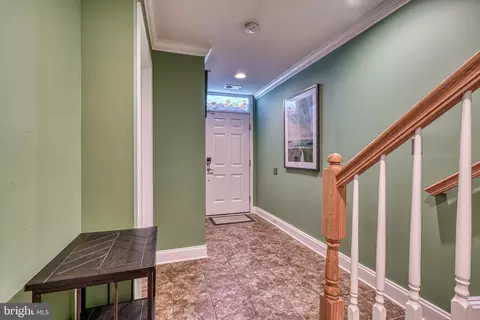 Entry Way - 1524 Marshall St, Baltimore, MD 21230 photo 1 of 3