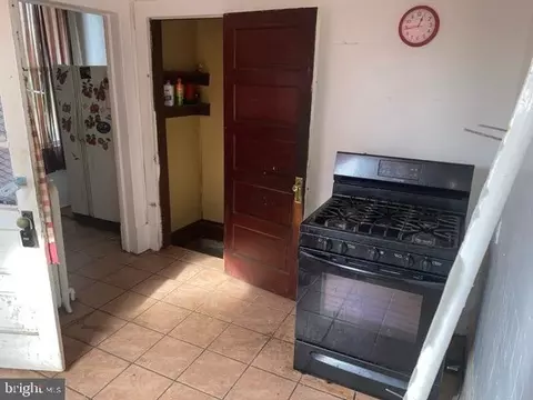 Kitchen - 804 Walnut Ave, Baltimore, MD 21229 photo 1 of 1