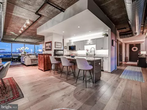 Dining - 1200 Steuart St #411, Baltimore, MD 21230 photo 1 of 8