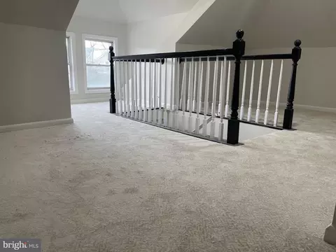Entry Way - 6003 Edna Ave, Baltimore, MD 21214 photo 12 of 13