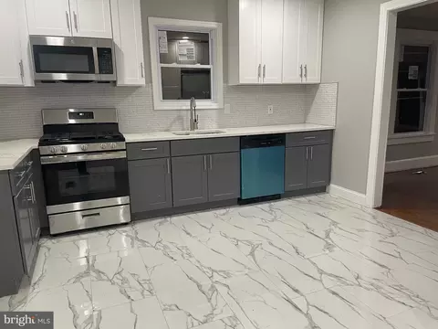 Kitchen - 6003 Edna Ave, Baltimore, MD 21214 photo 3 of 6