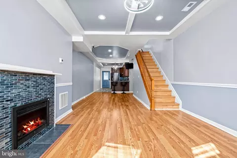 Entry Way - 1816 Aiken St, Baltimore, MD 21213 photo 2 of 5
