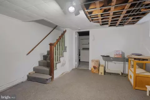 Entry Way - 3504 Trainor Ave, Baltimore, MD 21215 photo 3 of 3