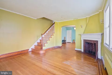 Living - 3504 Trainor Ave, Baltimore, MD 21215 photo 3 of 6