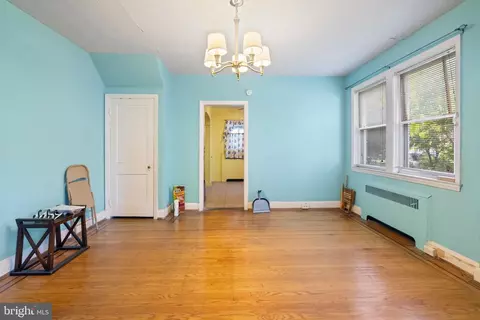 Living - 3504 Trainor Ave, Baltimore, MD 21215 photo 5 of 6