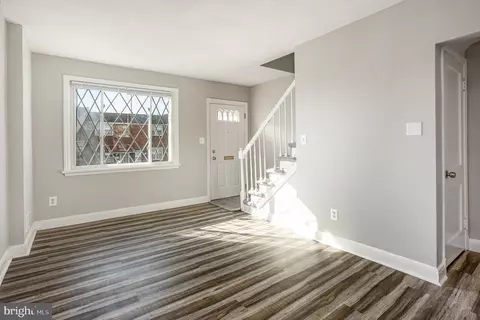 Living - 820 Wilbert Ave, Baltimore, MD 21212 photo 4 of 5