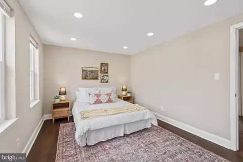 716 N Eden St, Baltimore, MD 21205