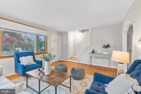 Living - 4100 Wilke Ave, Baltimore, MD 21206 photo 1 of 3