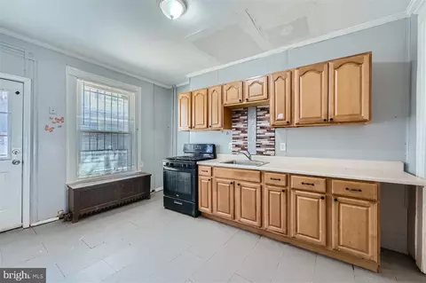 Kitchen - 719 N Streeper St, Baltimore, MD 21205 photo 1 of 3