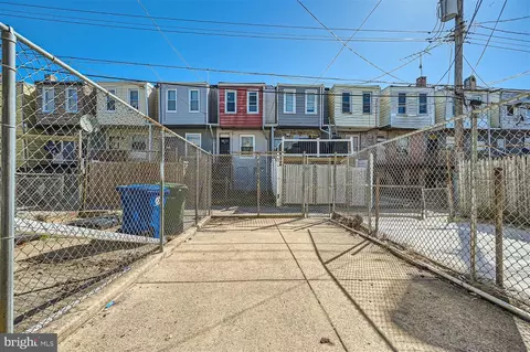Exterior - 719 N Streeper St, Baltimore, MD 21205 photo 3 of 6