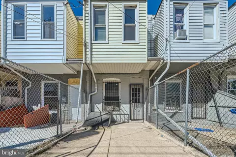Exterior - 719 N Streeper St, Baltimore, MD 21205 photo 4 of 6
