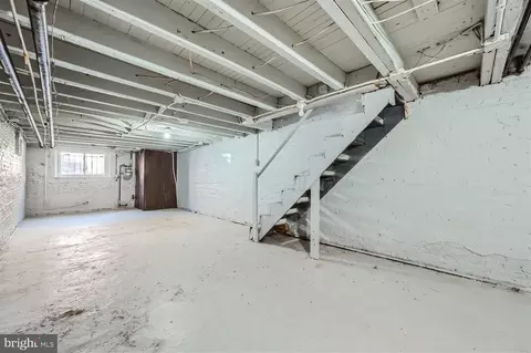 Exterior - 719 N Streeper St, Baltimore, MD 21205 photo 2 of 6