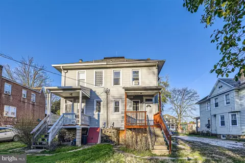 Exterior - 3911 Parkside Dr, Baltimore, MD 21206 photo 7 of 9