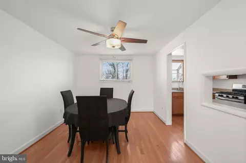 Dining - 5305 Lothian Rd, Baltimore, MD 21212 photo 3 of 4