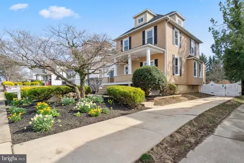 Exterior - 4309 Springwood Ave, Baltimore, MD 21206 photo 2 of 14
