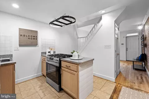 Kitchen - 1711 William St, Baltimore, MD 21230 photo 2 of 4