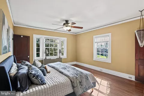 Bedroom - 514 Drury Ln, Baltimore, MD 21229 photo 2 of 4
